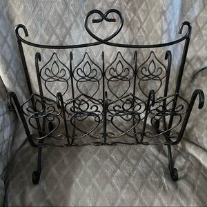 SLAH Davistown Estate Iron Magazine Holder EUC